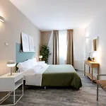 G.h. Apartment *