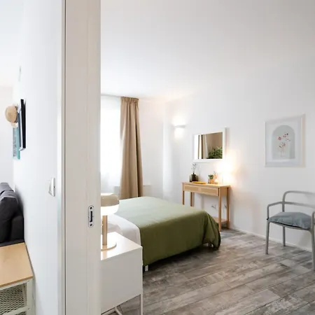 G.h. Apartment *