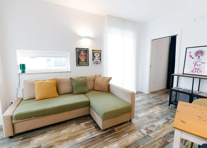 G.h. * 滨海波利尼亚诺