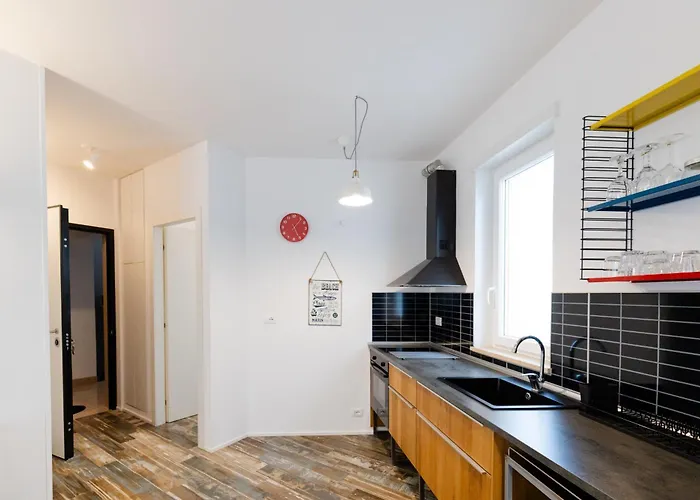 G.h. * 滨海波利尼亚诺